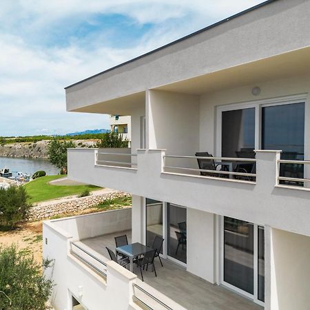 Beachfront Apartments Tic With Seaview Miletici 外观 照片