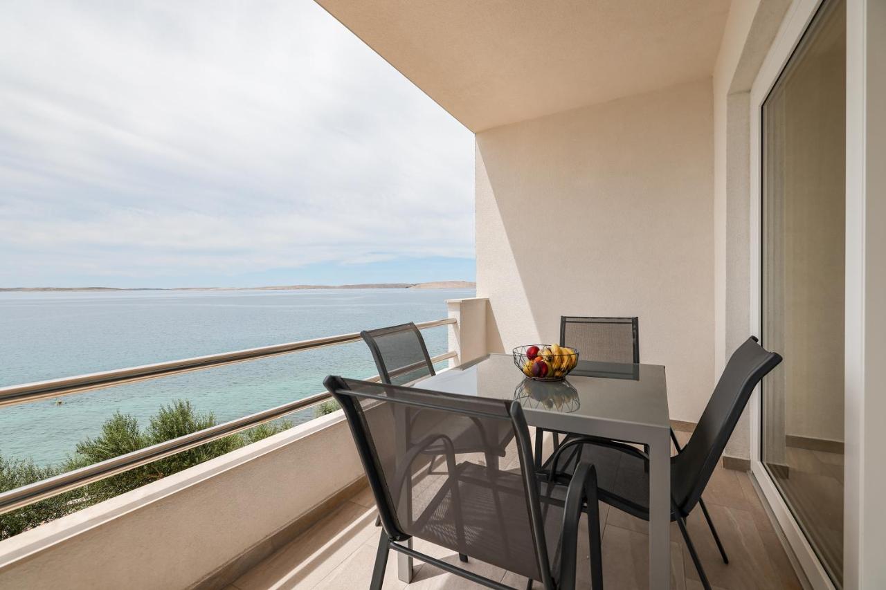 Beachfront Apartments Tic With Seaview Miletici 外观 照片