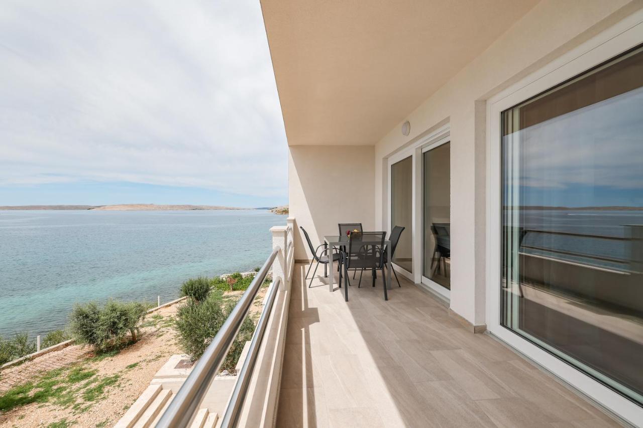 Beachfront Apartments Tic With Seaview Miletici 外观 照片