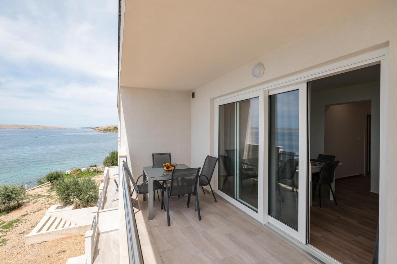 Beachfront Apartments Tic With Seaview Miletici 外观 照片