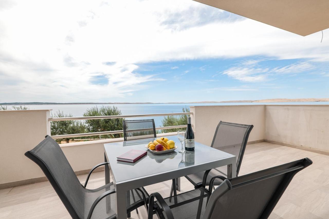 Beachfront Apartments Tic With Seaview Miletici 外观 照片