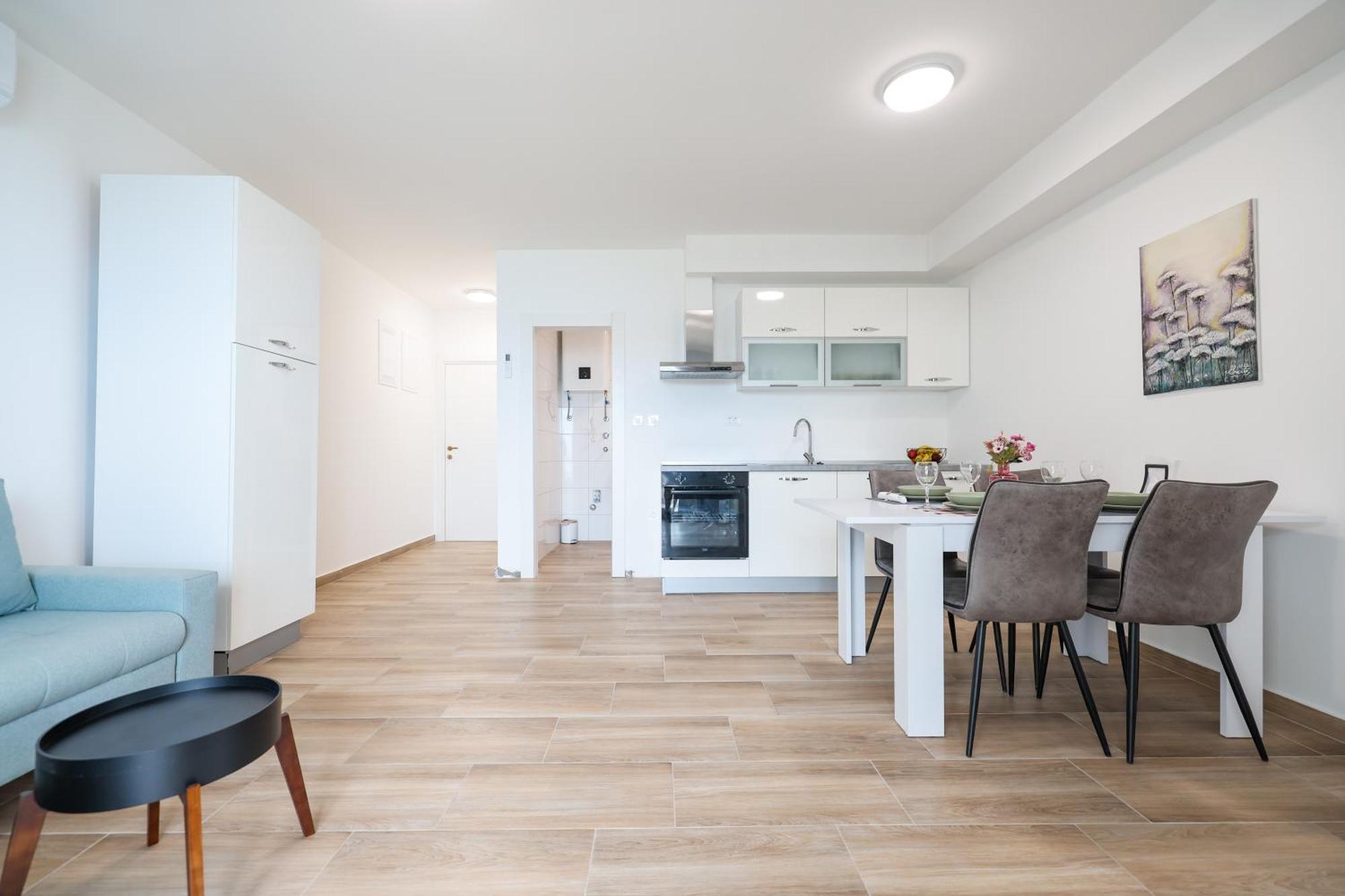Beachfront Apartments Tic With Seaview Miletici 外观 照片
