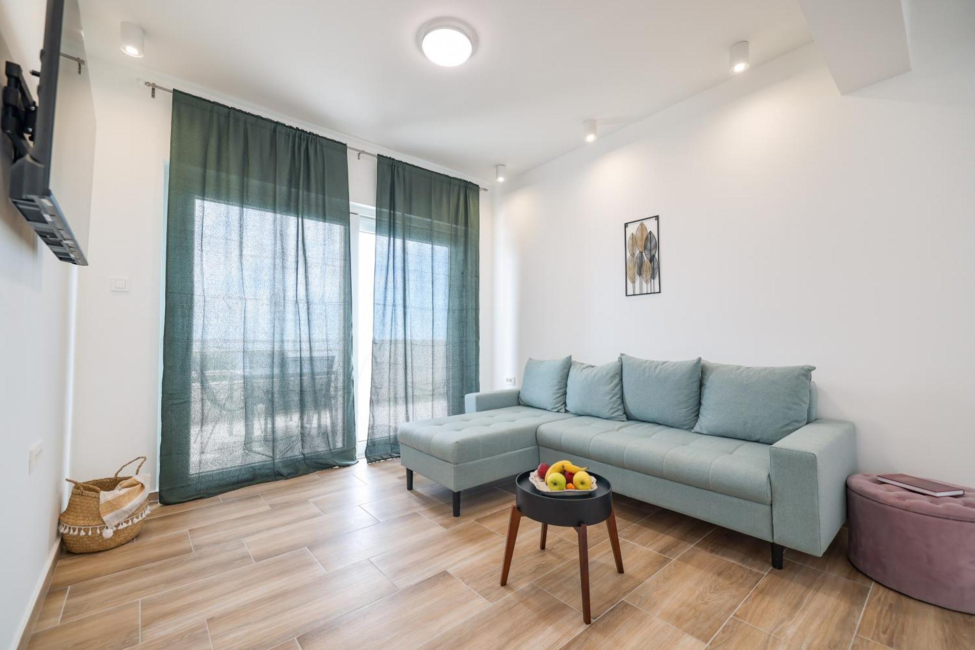 Beachfront Apartments Tic With Seaview Miletici 外观 照片