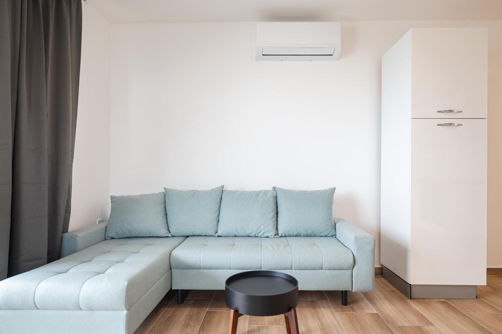 Beachfront Apartments Tic With Seaview Miletici 外观 照片