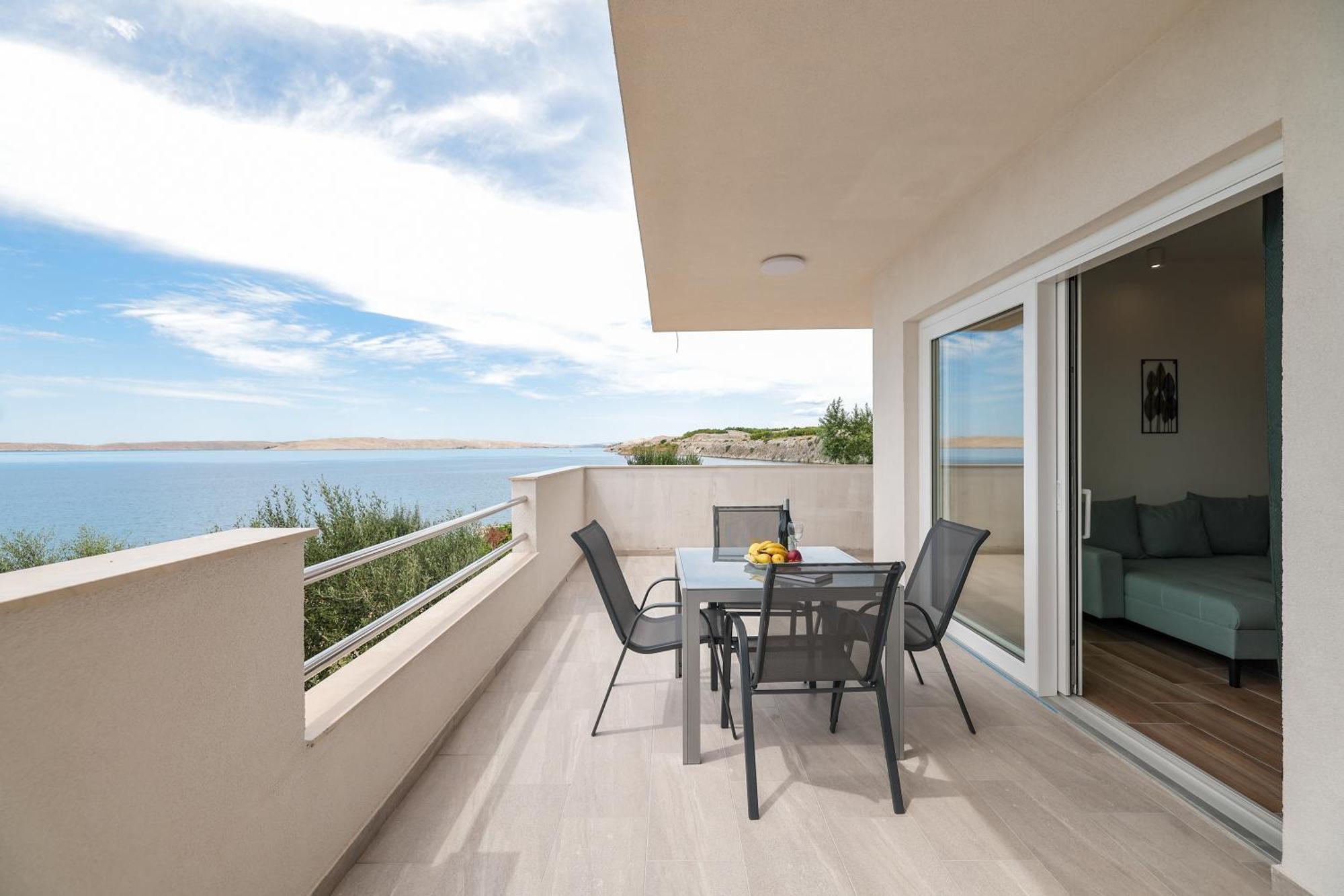 Beachfront Apartments Tic With Seaview Miletici 外观 照片